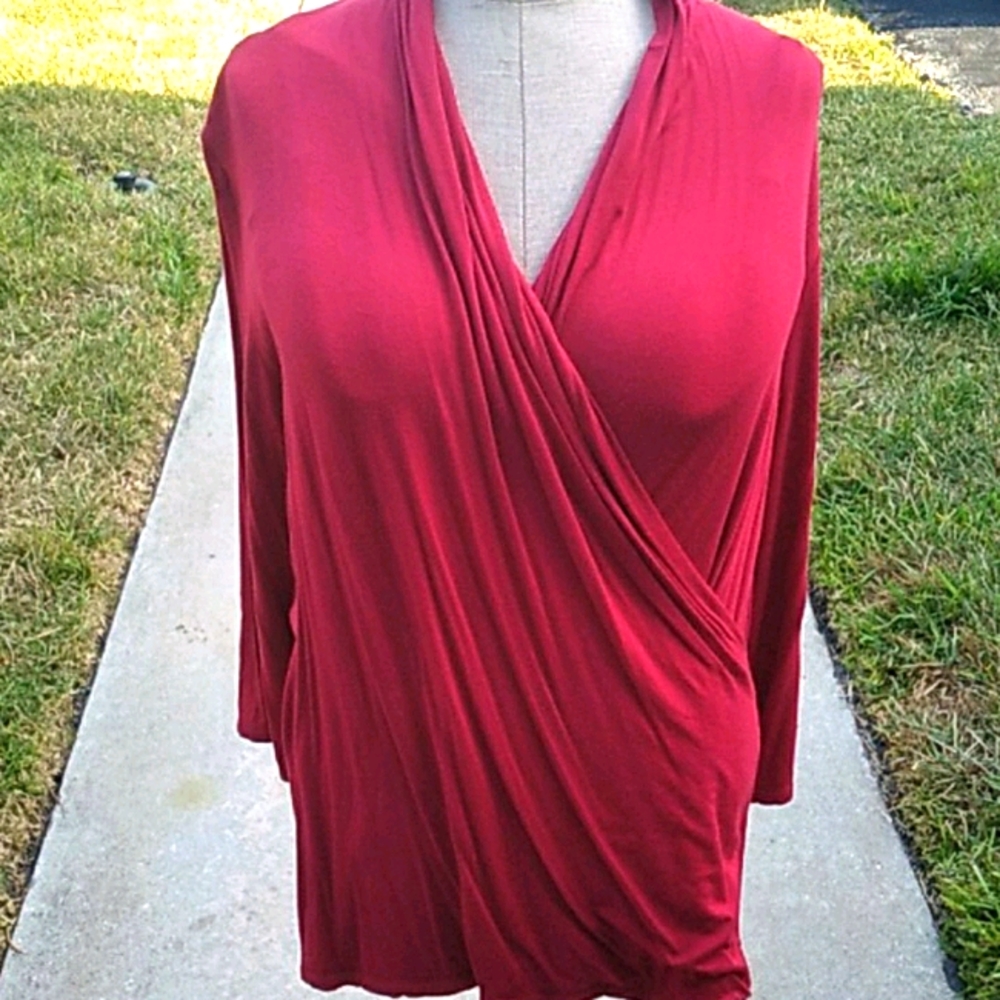 Red criss/cross long sleeve